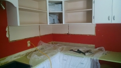 This photo shows how the bottom shelves have been removed.